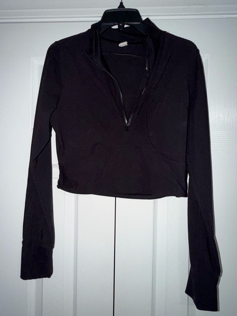 90 Degree By Reflex Black Long-Sleeve Cropped Half-Zip Top